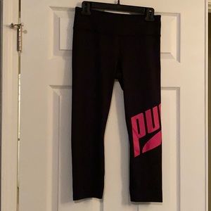 Puma Black/Pink Spandex Capri Leggings